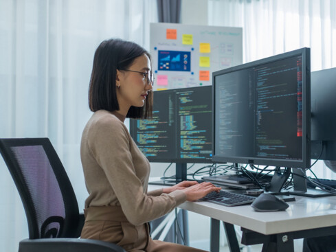 Financial services: Using AI to fight fraud and improve compliance