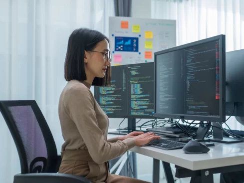 Financial services: Using AI to fight fraud and improve compliance